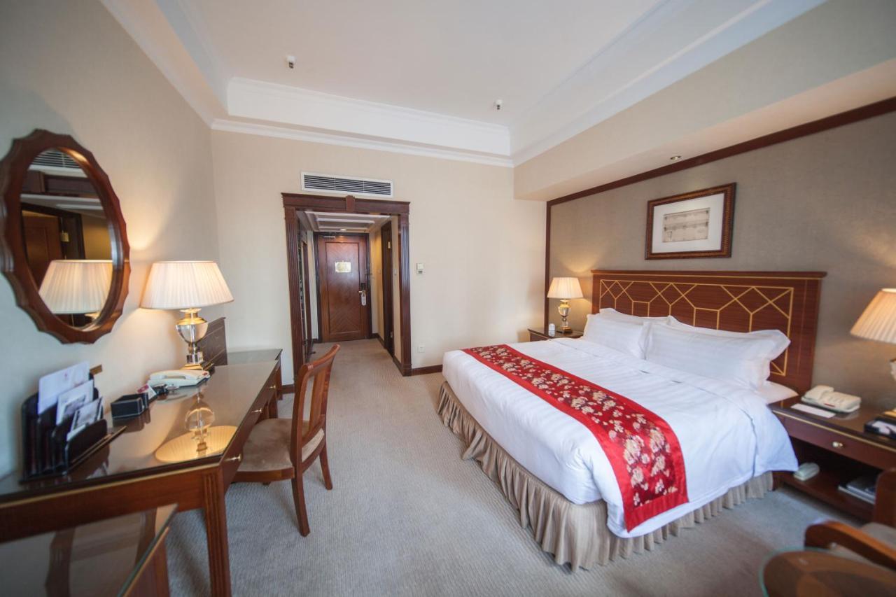 Jin Jiang Park Otel