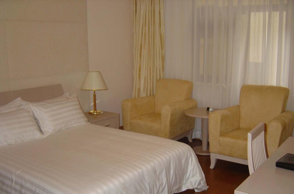 Gold Shell Hotel,
