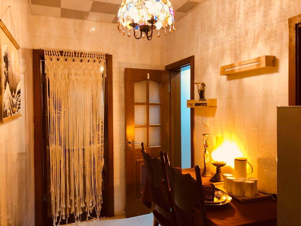 Henry's - People Square Apartment Shanghai
