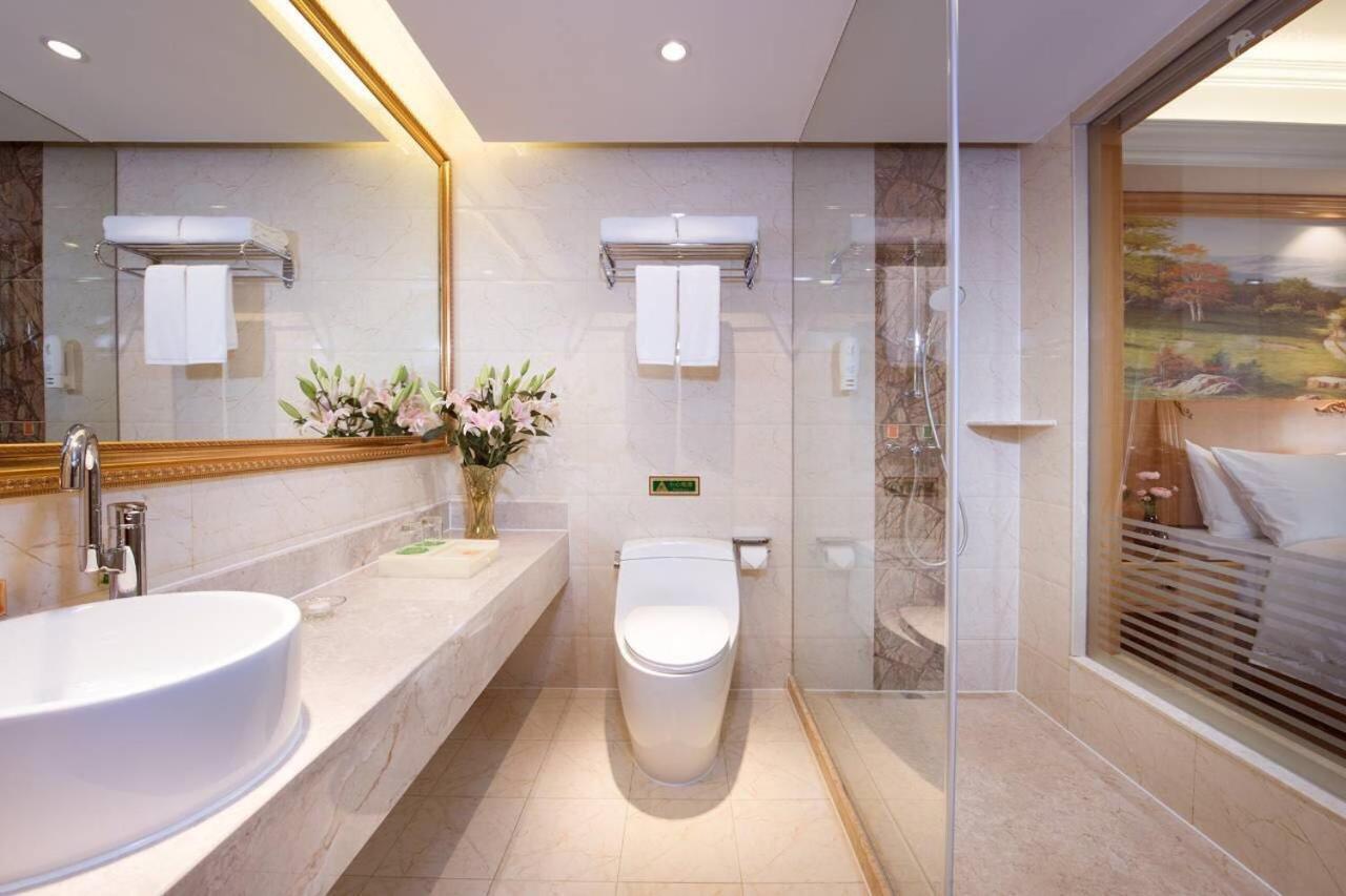 Vienna International Tourist Xiuyan Road Metro Station Branch Hotel 3*