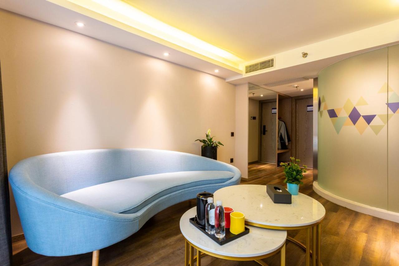 Jinglai Hotel