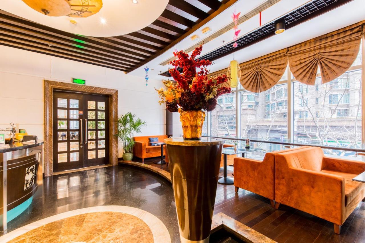 New Space-time Zhongli Aparthotel