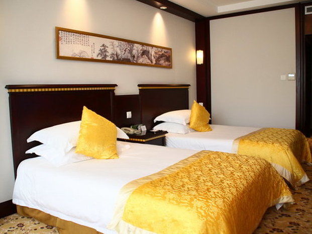 Gem Flower - North Bund Hotel 4*