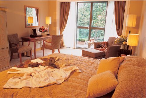 Hotel Hong Qiao State 5*