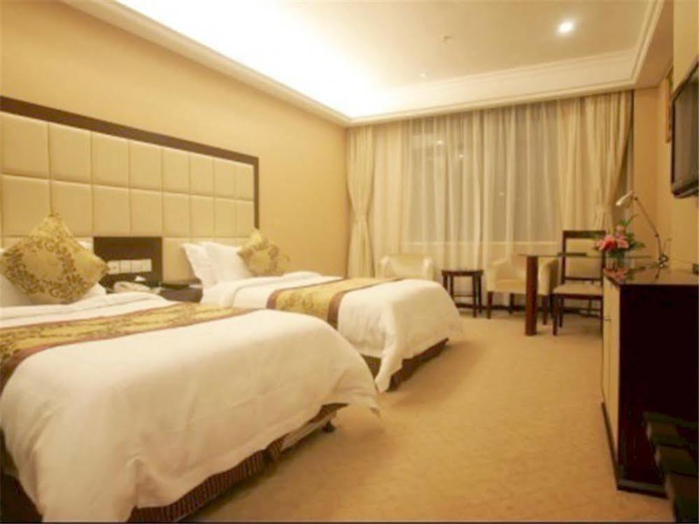 Hotel Hong Jin International - Pudong Airport