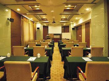 Shaanxi Business Hotel 4*
