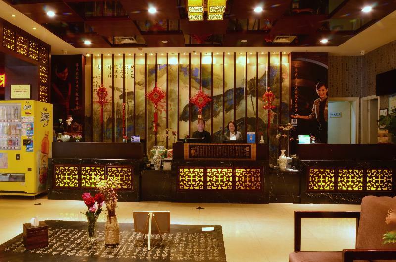 Otel Scholars 4*