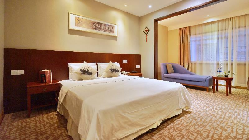 Otel Scholars 4*