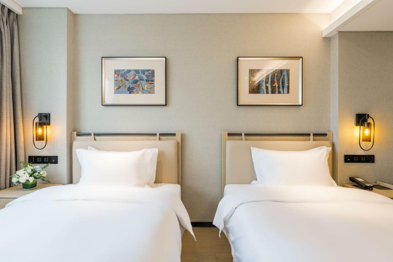 Saymetro Season Zhangjiang Hotel