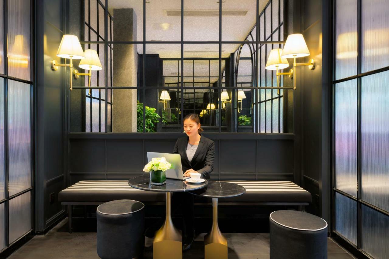 Hotel Saymetro Season Zhangjiang 3*