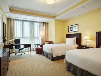 Parkline Century Park 5*