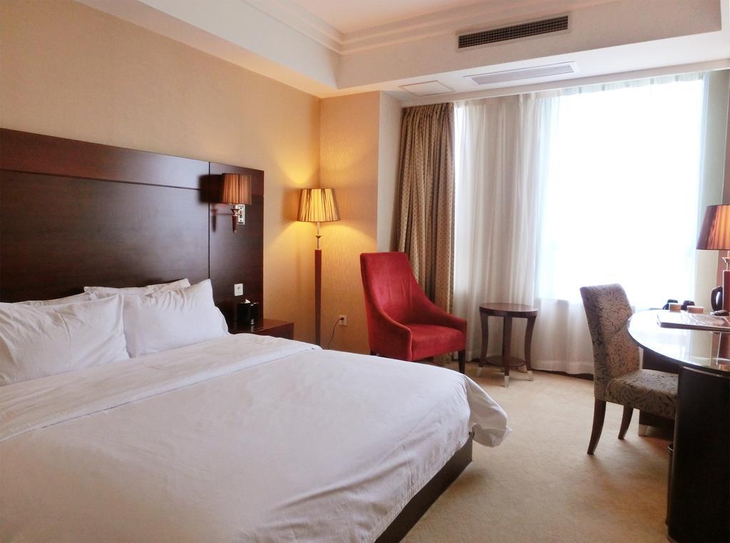 Hotel Ramada Wujiaochang