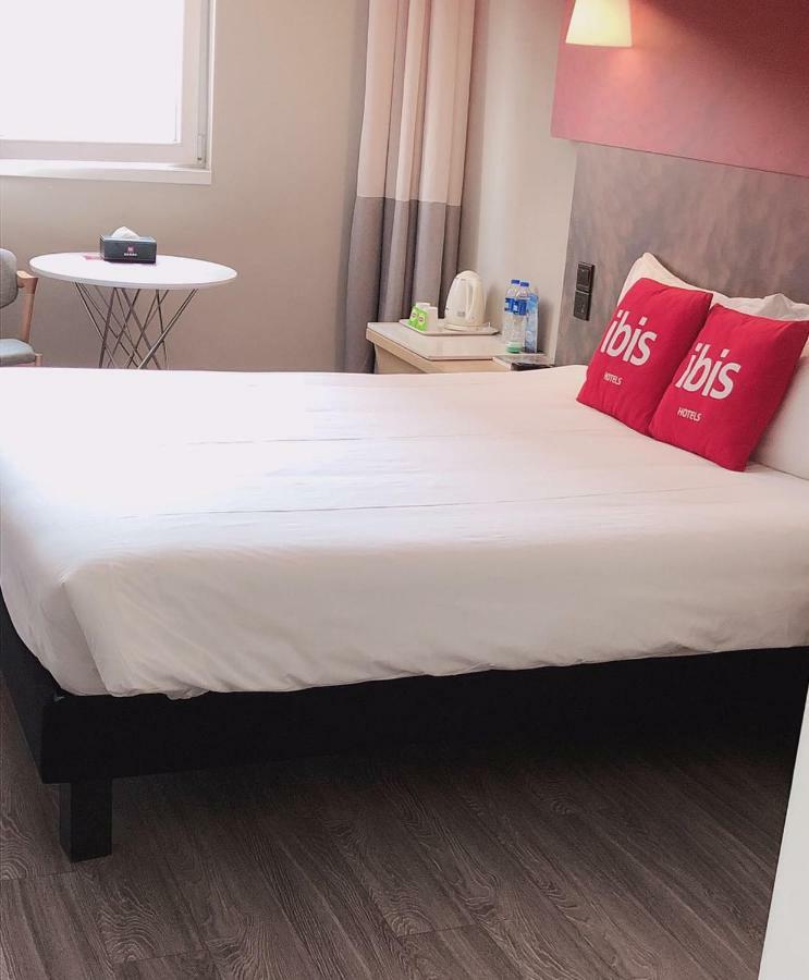 Ibis Expo Chenshan Road Subway Staion Hotel 3*