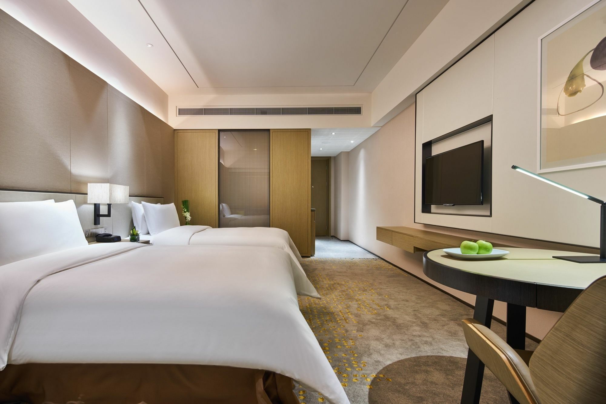 The Qube Hongqiao Hotel