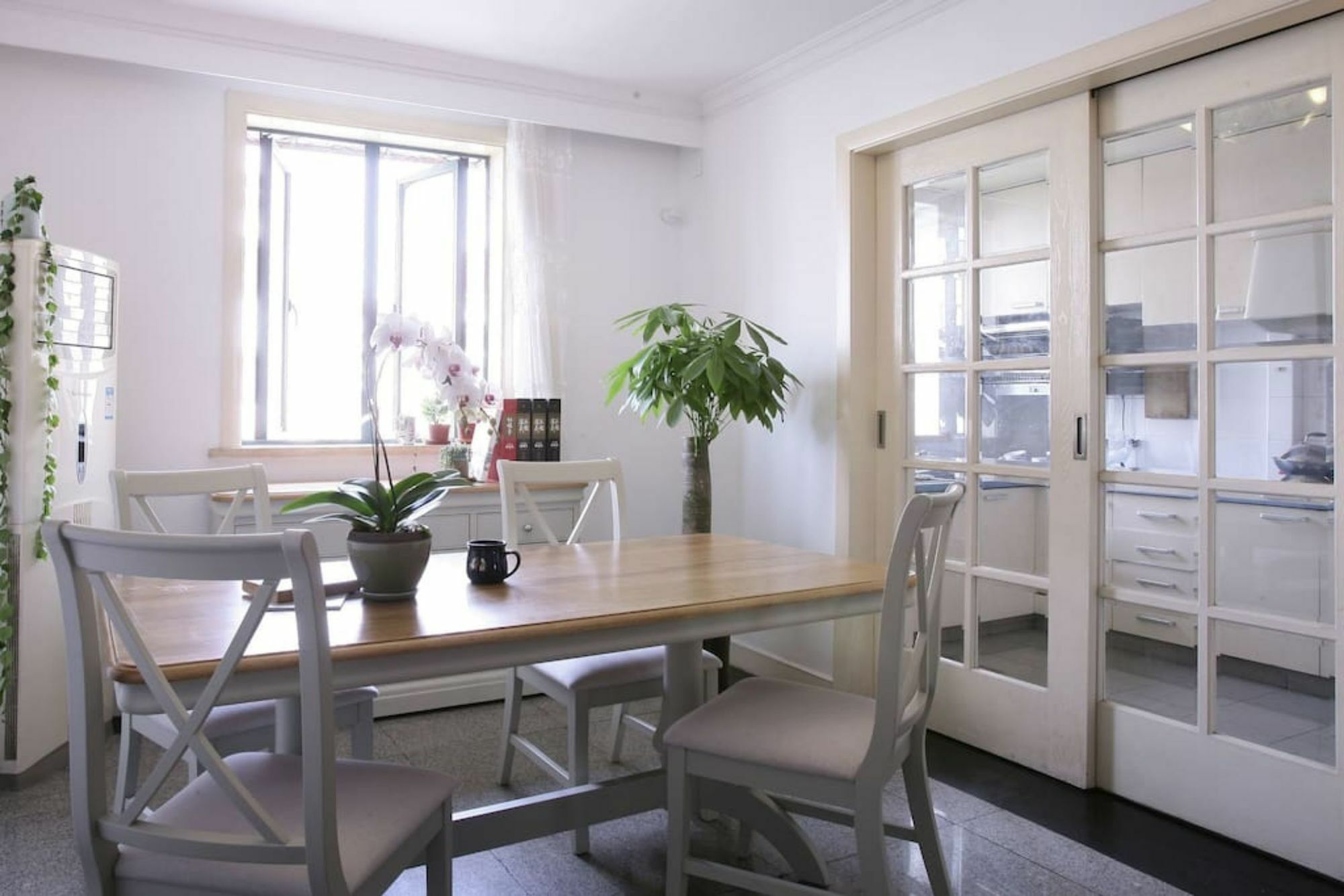 Wonderland - Xinzhuang Apartment *