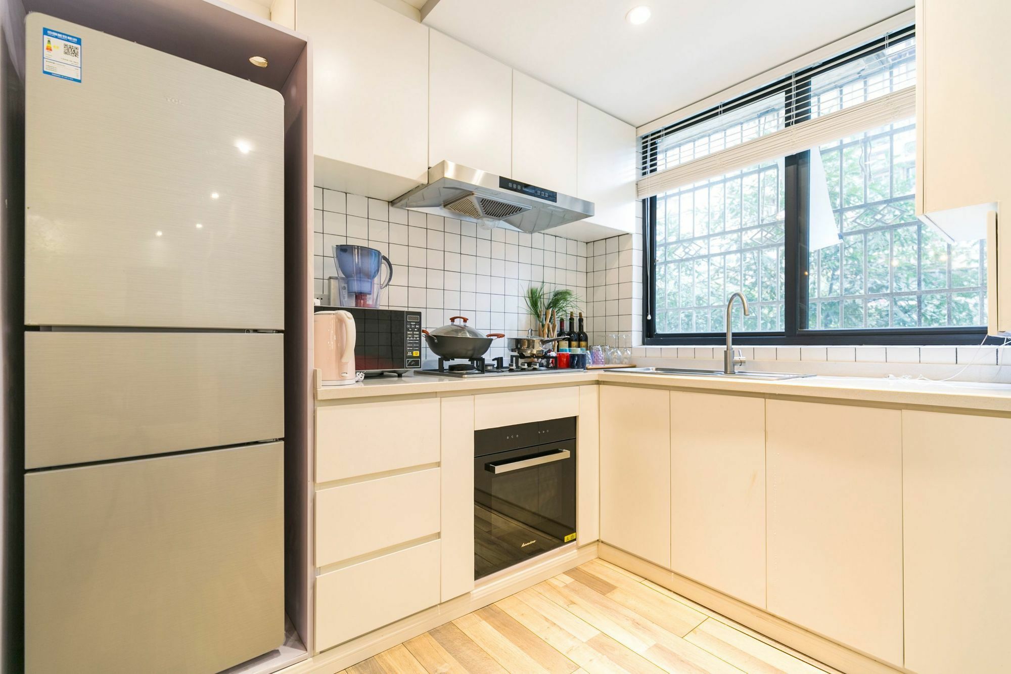 N2haus Yanan West Road 4 Bedrooms * Shanghai