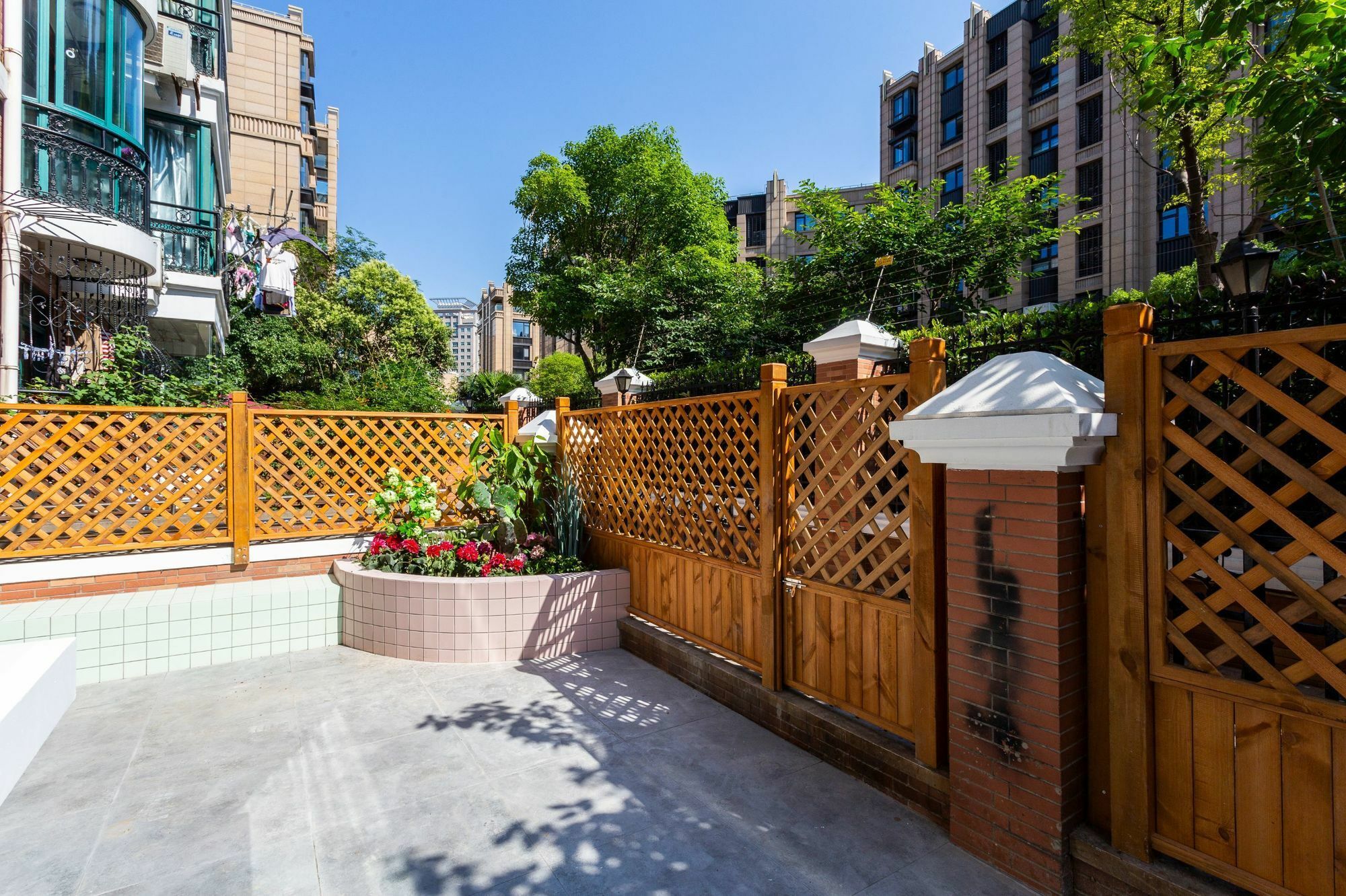 Apartment Starhome West Huaihai Road Branch