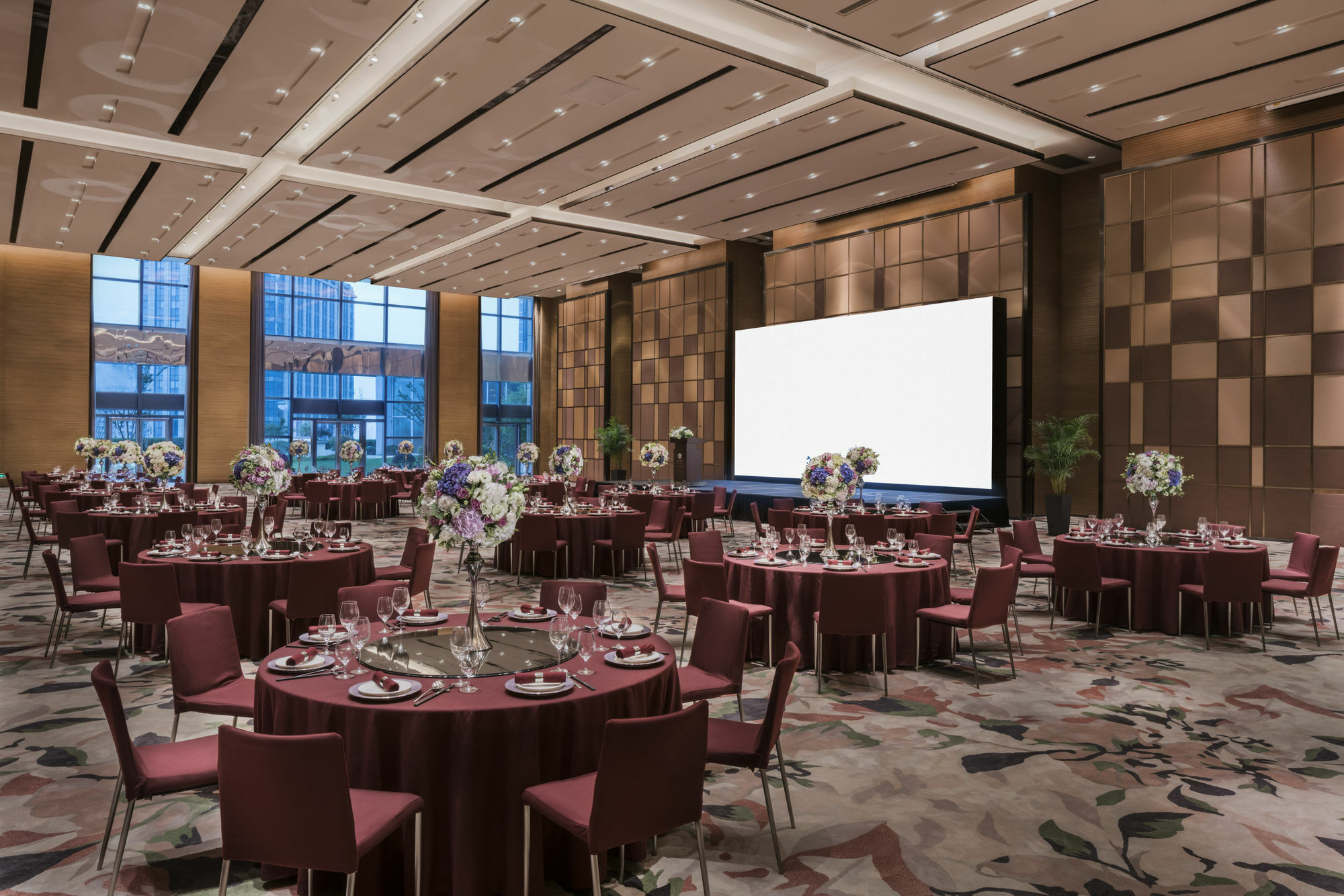 Hyatt Regency Wujiaochang Hotel 5*