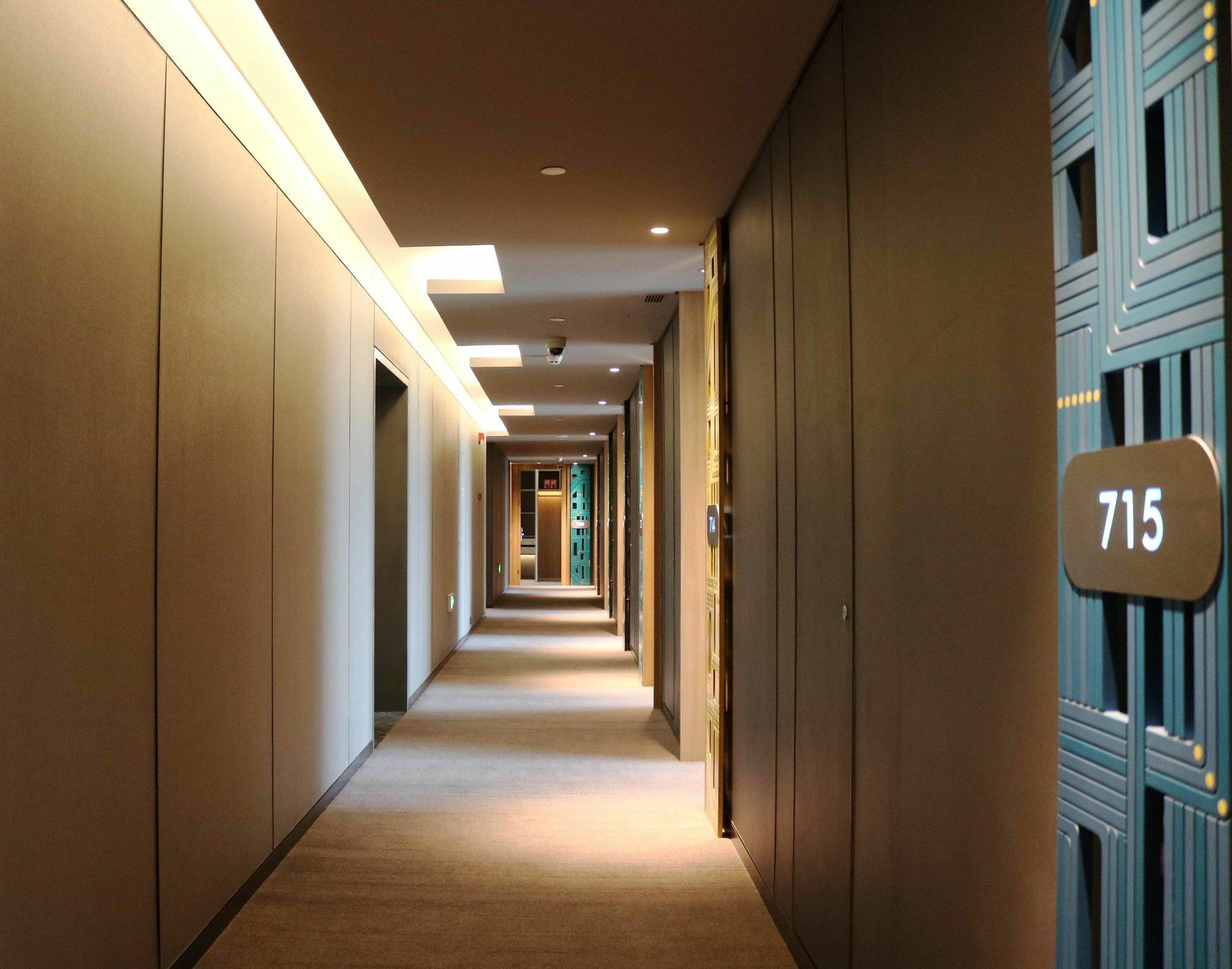 Hotel Artyzen Habitat Hongqiao - Korean Street 5*