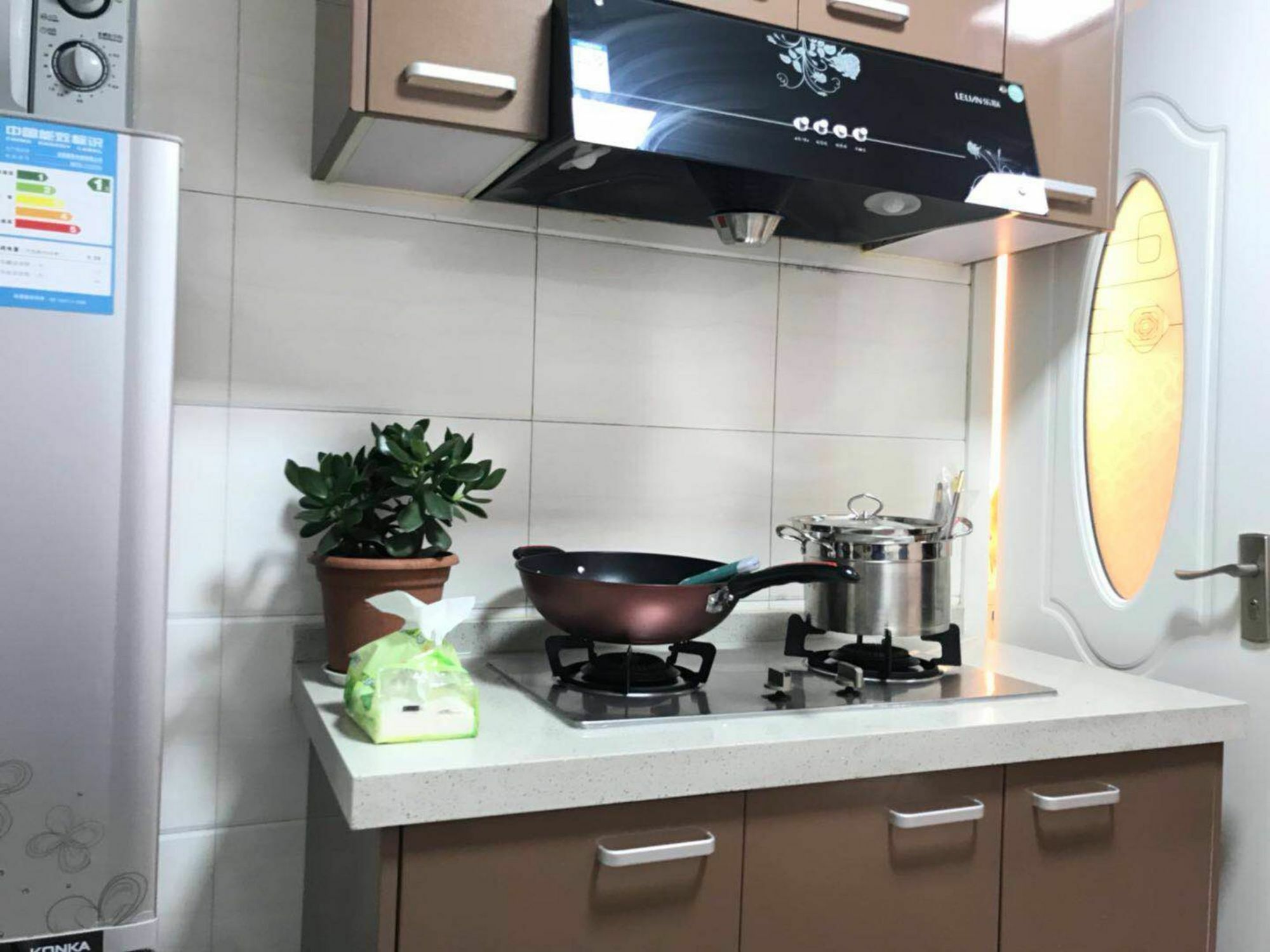 Yuesu Lingling Rd No.2 Branch Apartment