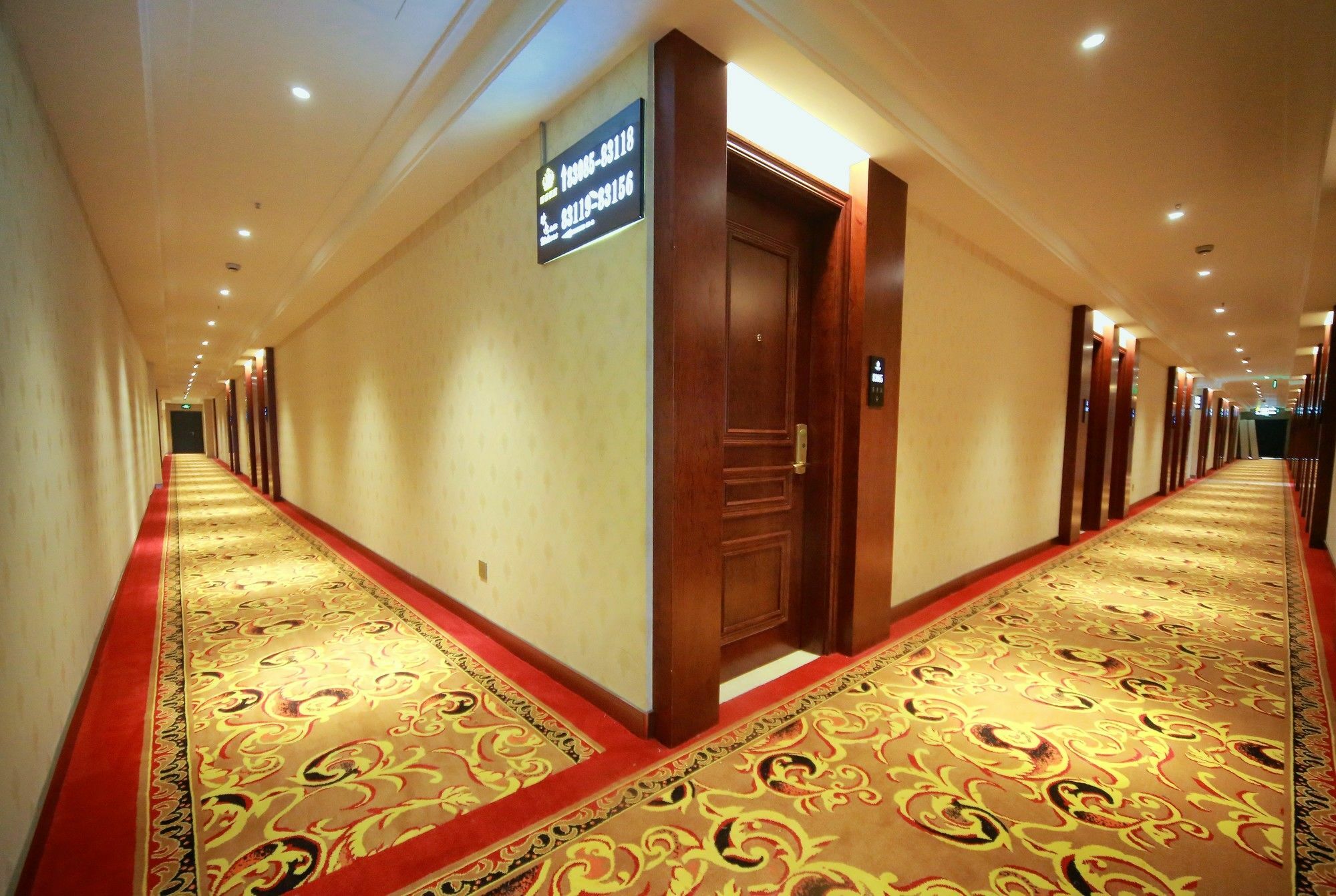 Ramada By Wyndham 3*