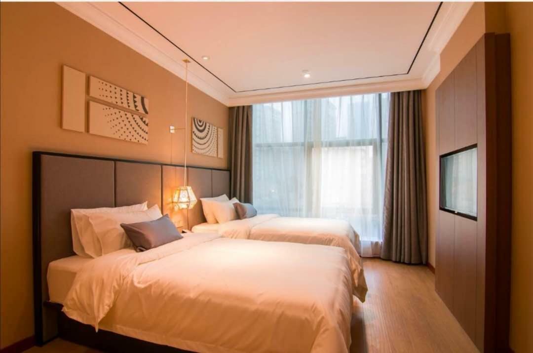 Yitel Premium