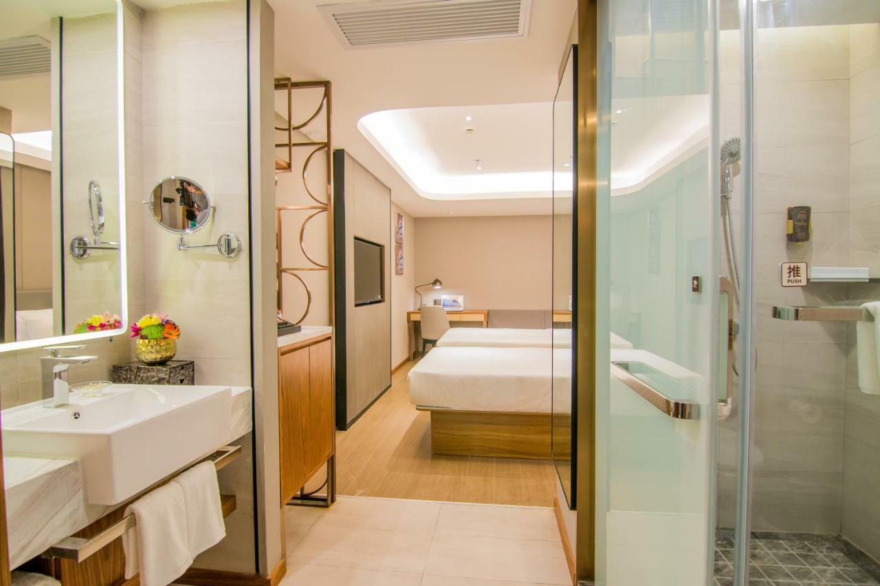 Hotel Yitel Collection Lujia Financial Center The Nextage Branch 4*