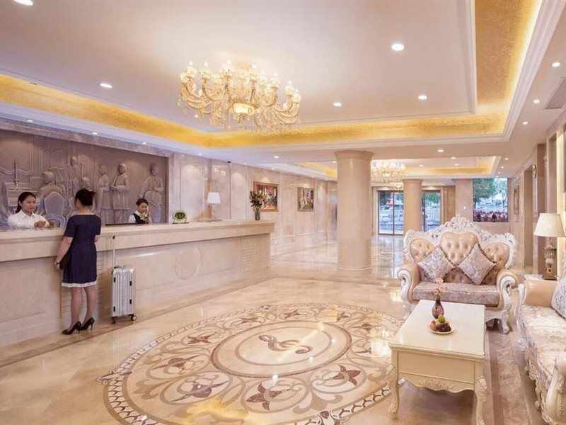 Vienna International Tourist Xiuyan Road Metro Station Branch 3* Xangai