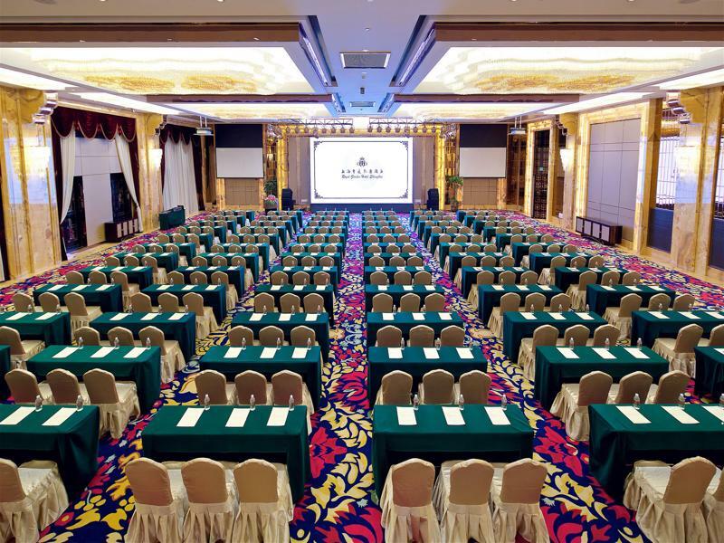 Royal Garden Shanghai-free Shuttle To And From & Pvg & Close Metro Line2 Easy To Sha New Expo Hotel 5*