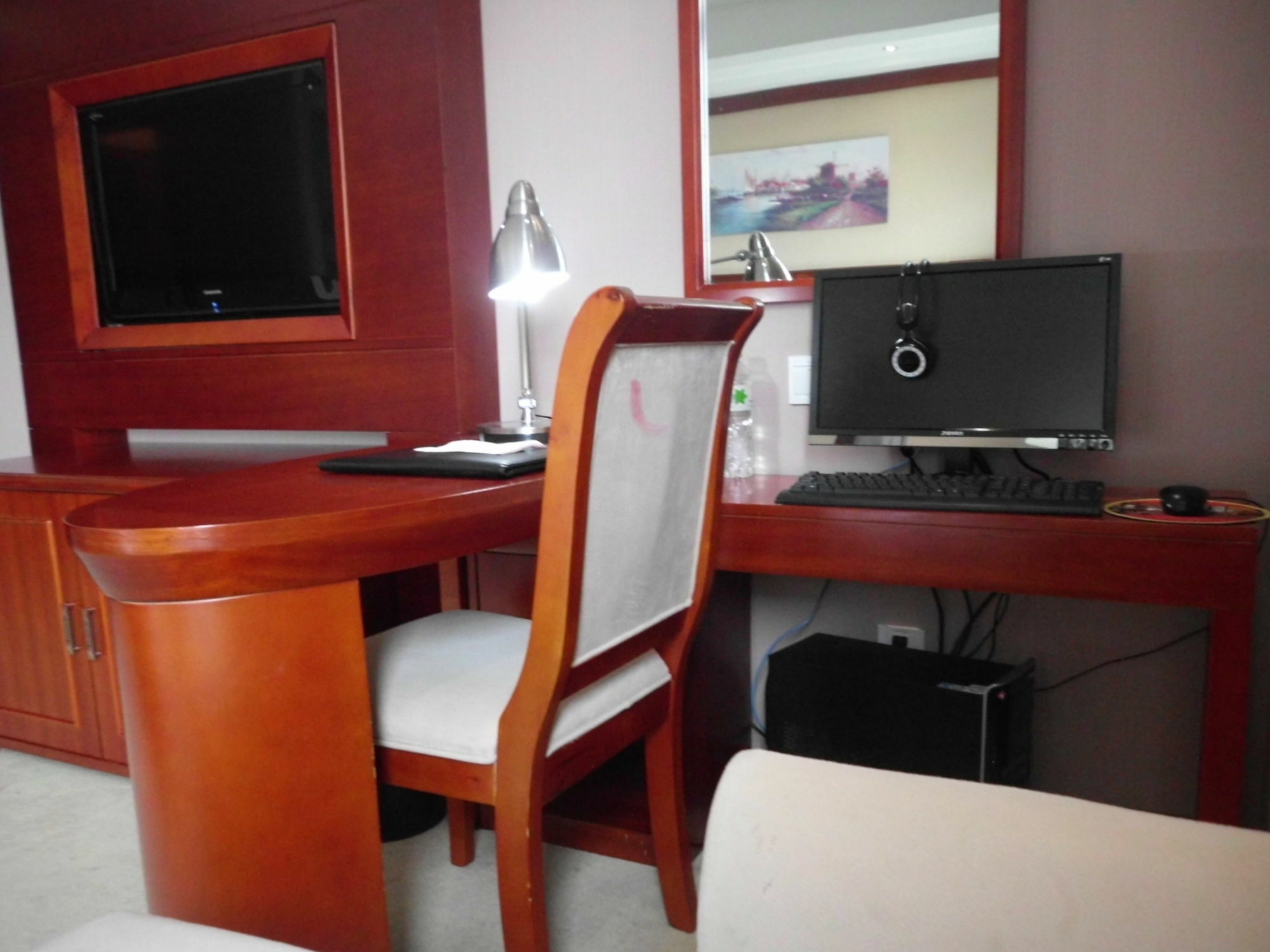 Vienna Pudong Airport Huaxia Road 3*