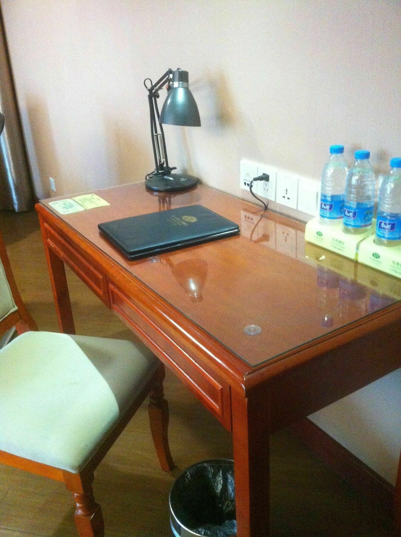 Vienna Pudong Airport Huaxia Road 3*