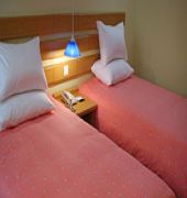 Lu Jia Zui Hotel 2*