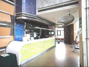 Yushan Road Yuanshen Sports Center 2*
