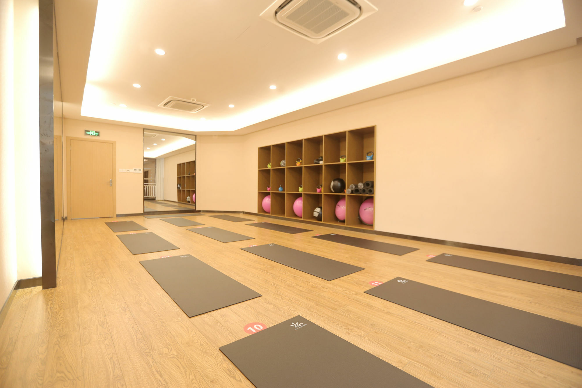 Apart Otel Court Jinqiao Diamond 4*