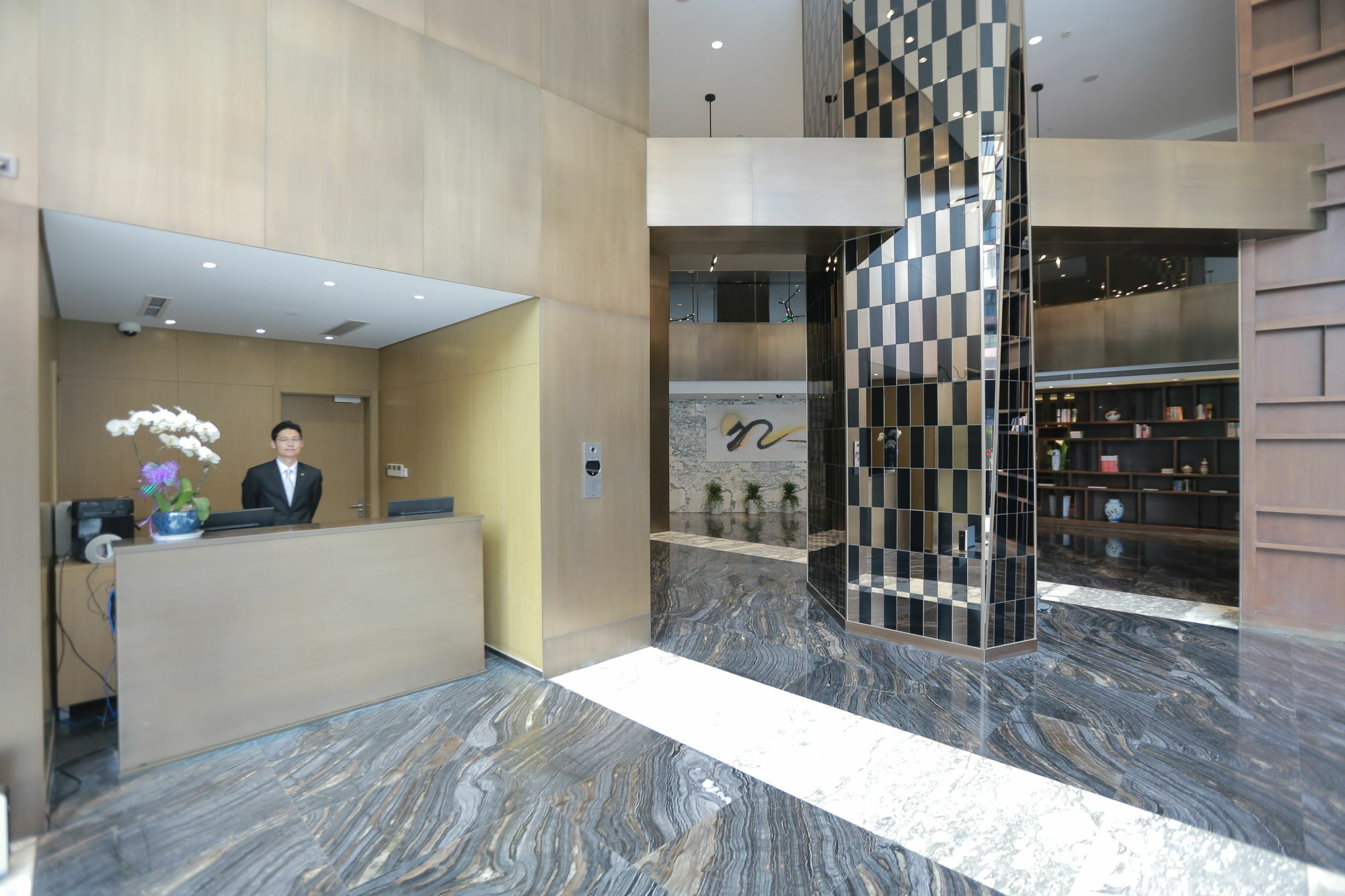 Court Jinqiao Diamond Şanghay