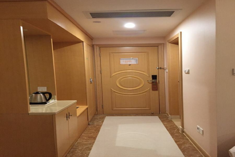 Royal International Disneyland And Wild Animal Park Branch Hotel Shanghai