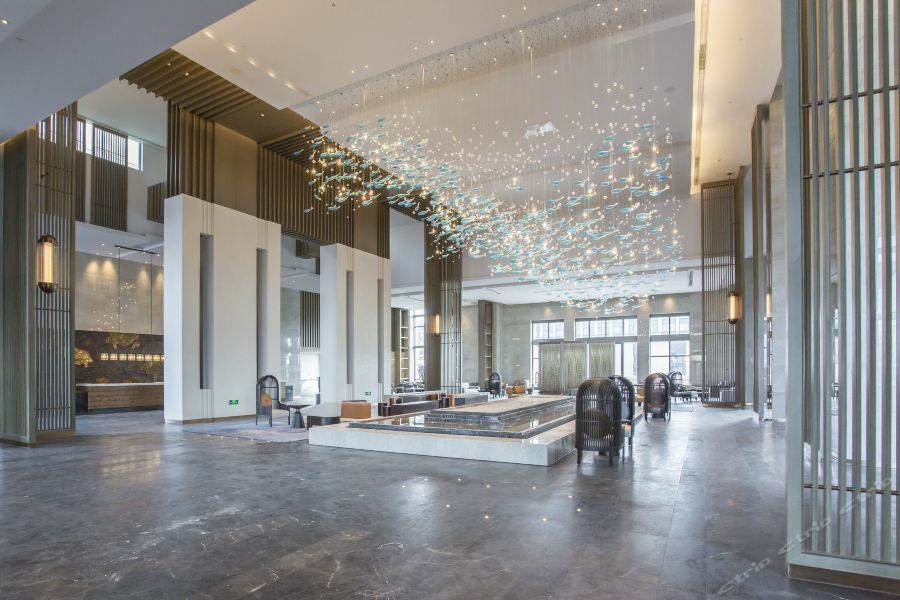 Hotel Primus Sanjiagang 5*