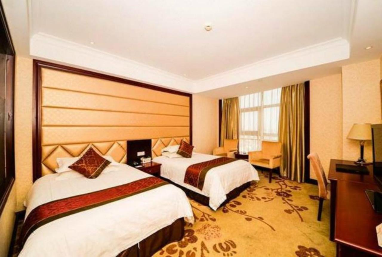 Hotel Shahai International