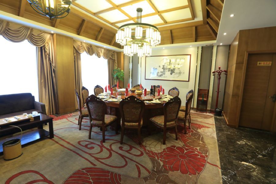 Hanting Hotel Shanghai Waigaoqiao Free Trade Zone Wuzhou Avenue Hotel 3*