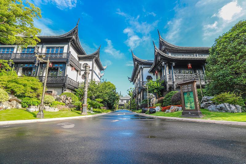 Hotel Royal Garden Shanghai-free Shuttle To And From & Pvg & Close Metro Line2 Easy To Sha New Expo Shanghai