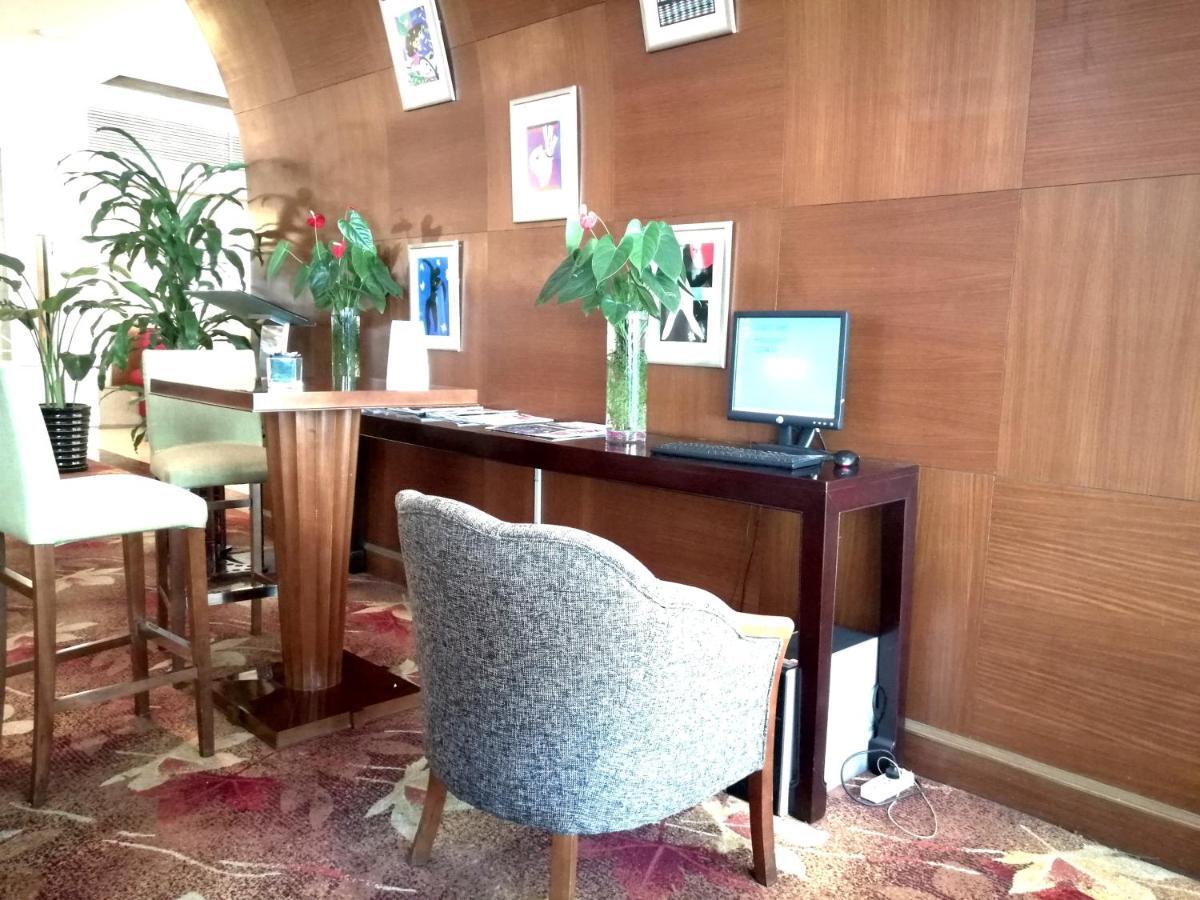 Hotel Downtown