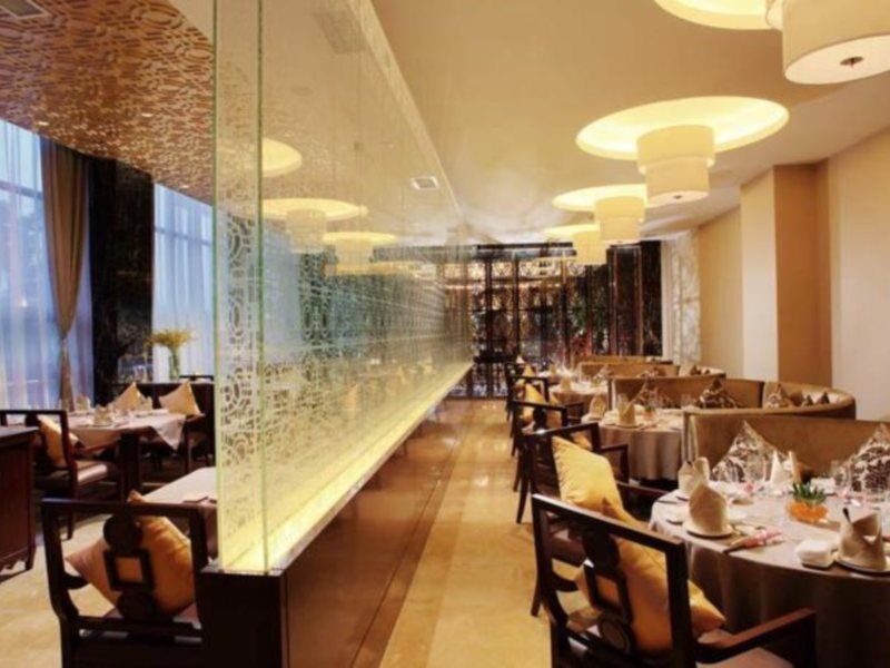 Resort Royal Tulip Zhujiajiao 5*