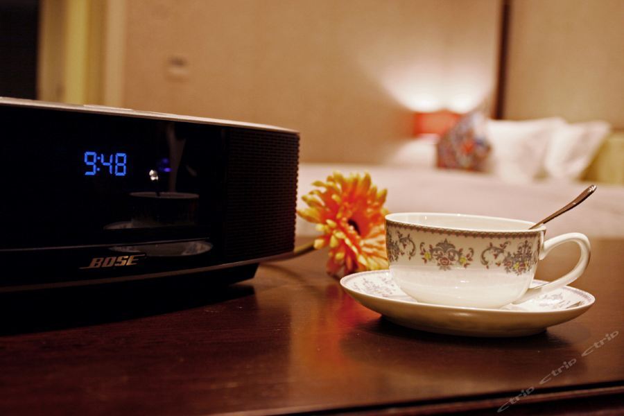 Hotel Rezen Retreat Linjiang 4*