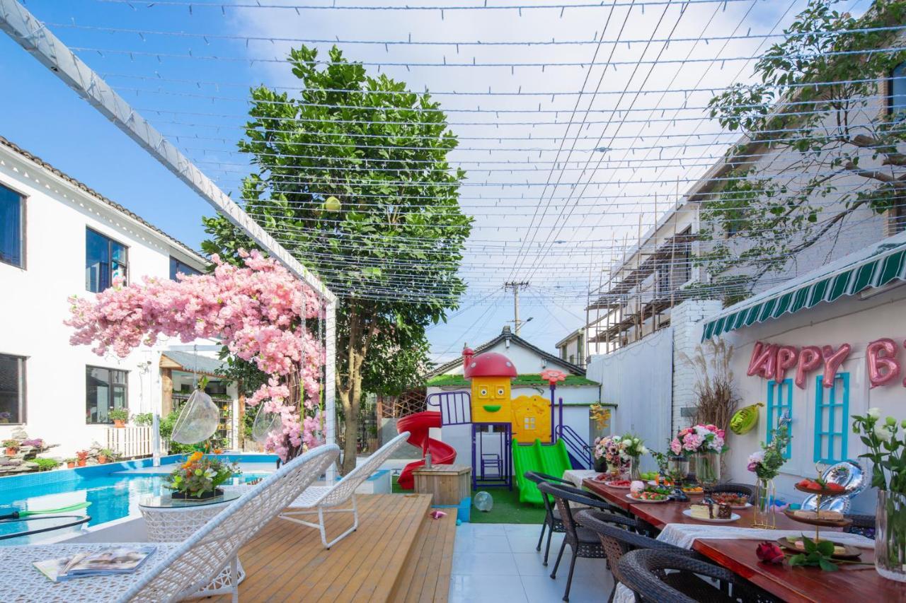 Fairyland Of Clouds Garden Otel Şanghay