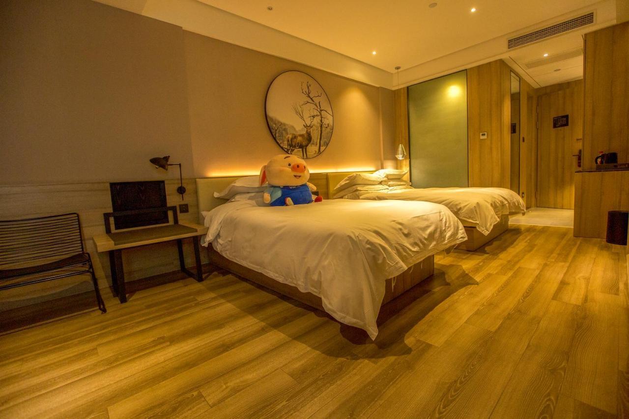 Urban Rosa Cafe&inn 3* Shanghai