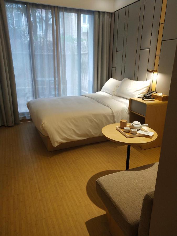 Ji Hotel Shanghai