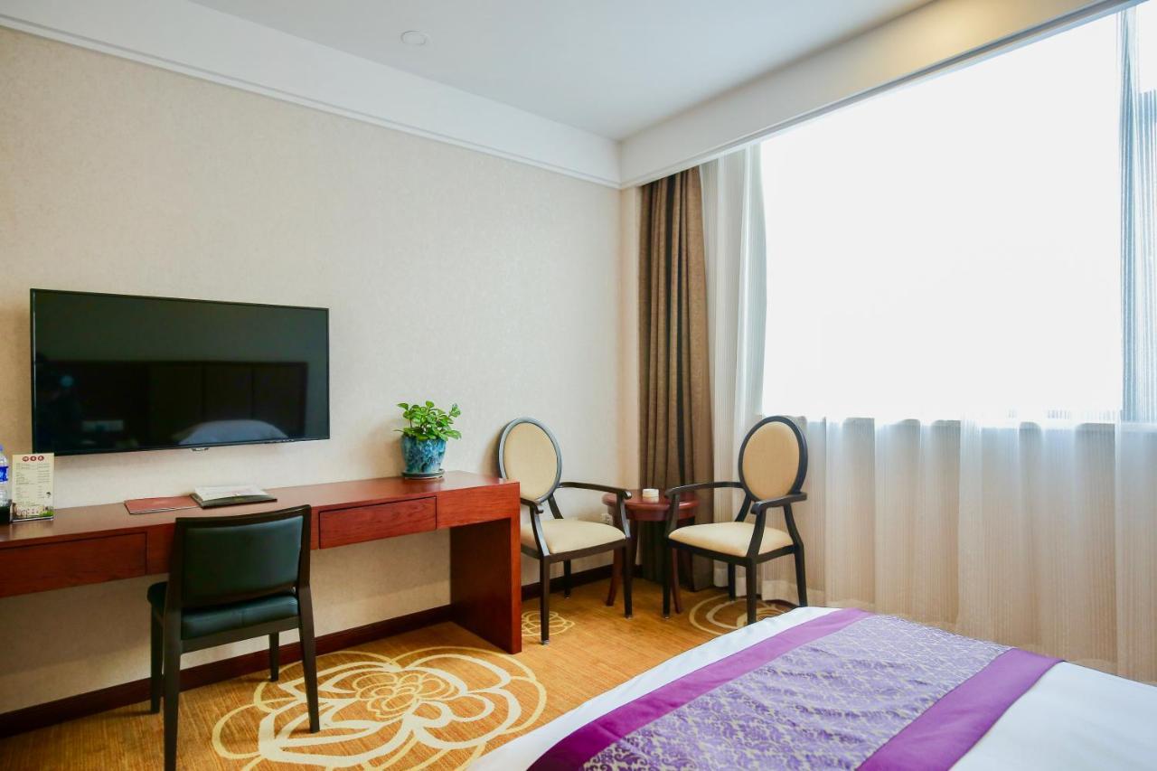 Otel New Knight Royal Airport And International Şanghay