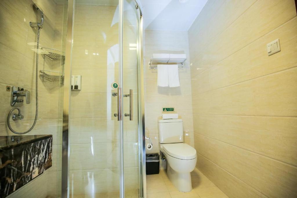 Otel New Knight Royal Airport And International Şanghay